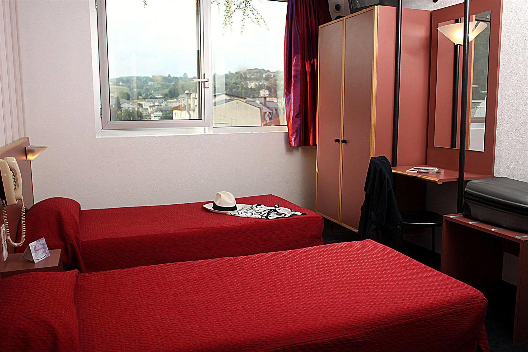 לורדה Hotel Acadia מראה חיצוני תמונה
